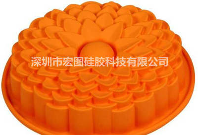 用模具硅膠制作的蛋糕模與不銹鋼模具的的區(qū)別 蛋糕模型