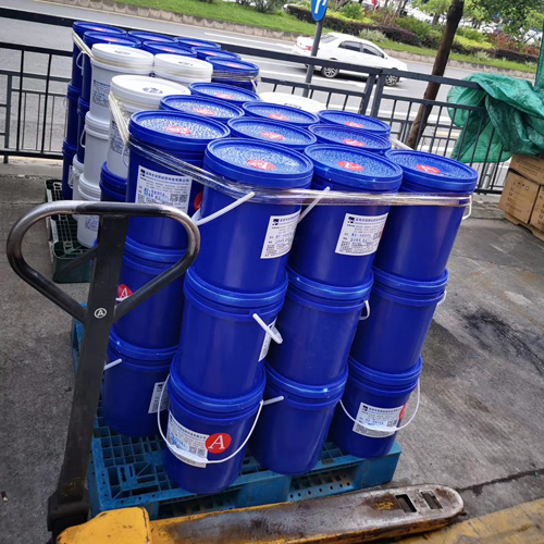 濟(jì)寧客戶再次購(gòu)買高透明液體硅膠2噸出貨中 濟(jì)寧客戶再次購(gòu)買高透明液體硅膠2噸出貨中